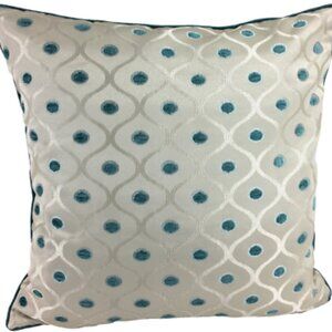 Pier 1 Pillow Double Pattern 18" x 18" Like NEW